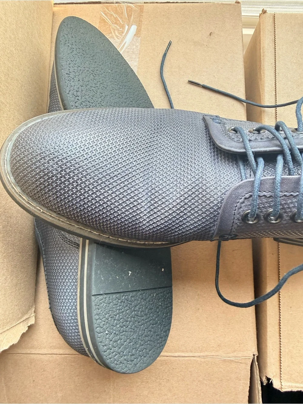 Joseph A sleek lace